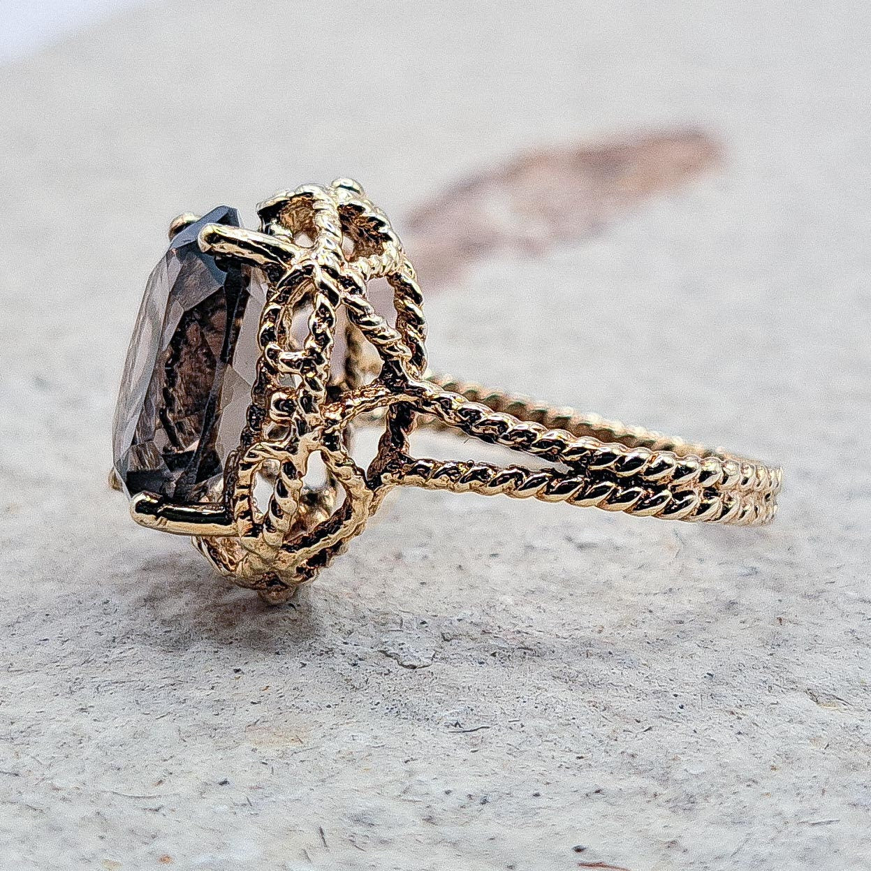 Vintage 9ct Gold Smoky Quartz Cocktail Ring | UK Size J / US 5 |
