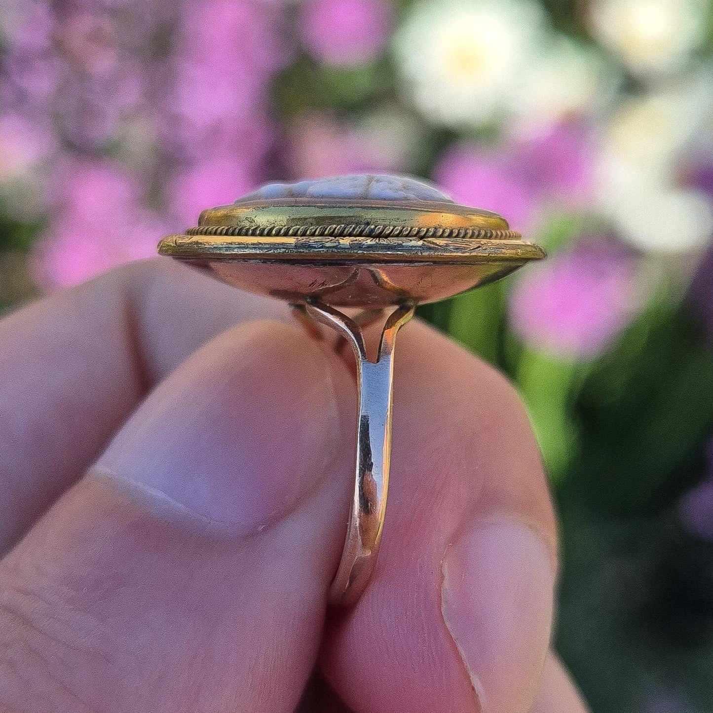 Victorian 9ct Cameo Ring