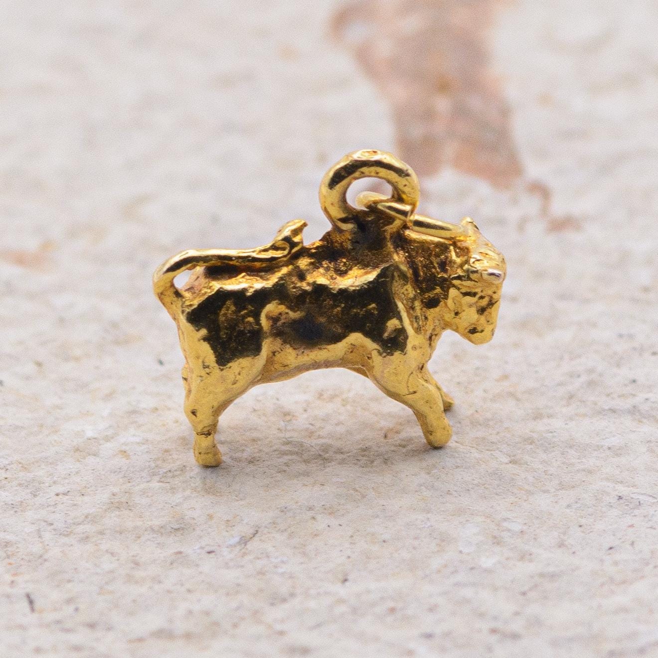 9ct Gold Vintage Cow Charm
