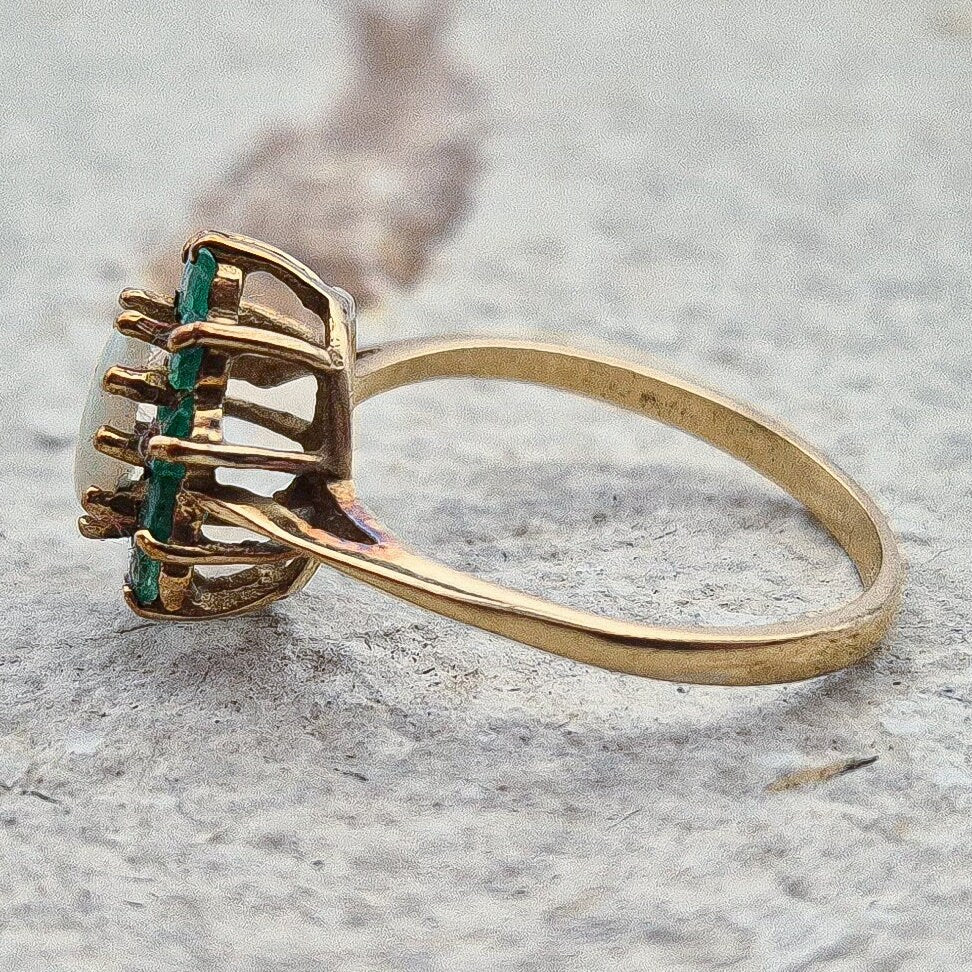 Vintage Emerald and Opal Cluster Ring |UK Size K 1/2 | US Size 5.5 | 9ct