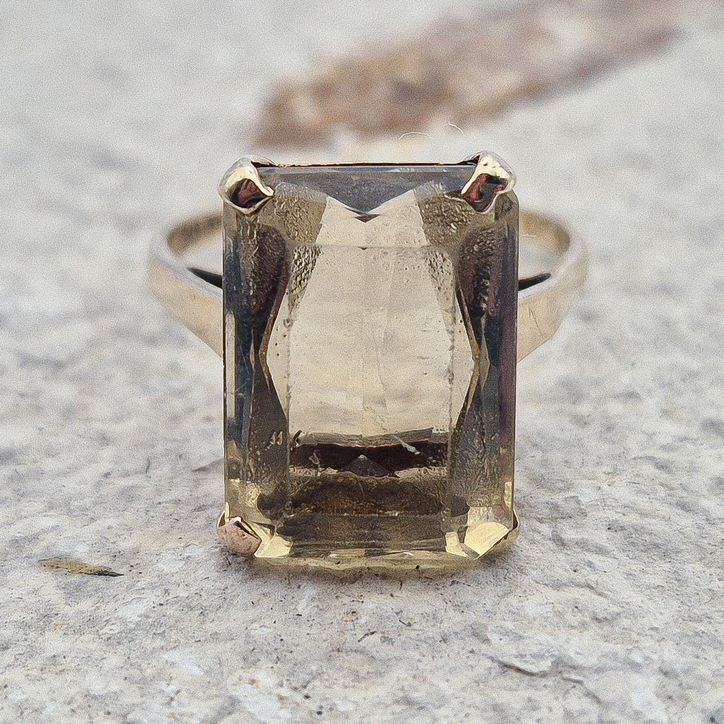 Vintage Citrine Cocktail Ring | UK Size M | US Size 6.25 | 9 Carat Gold