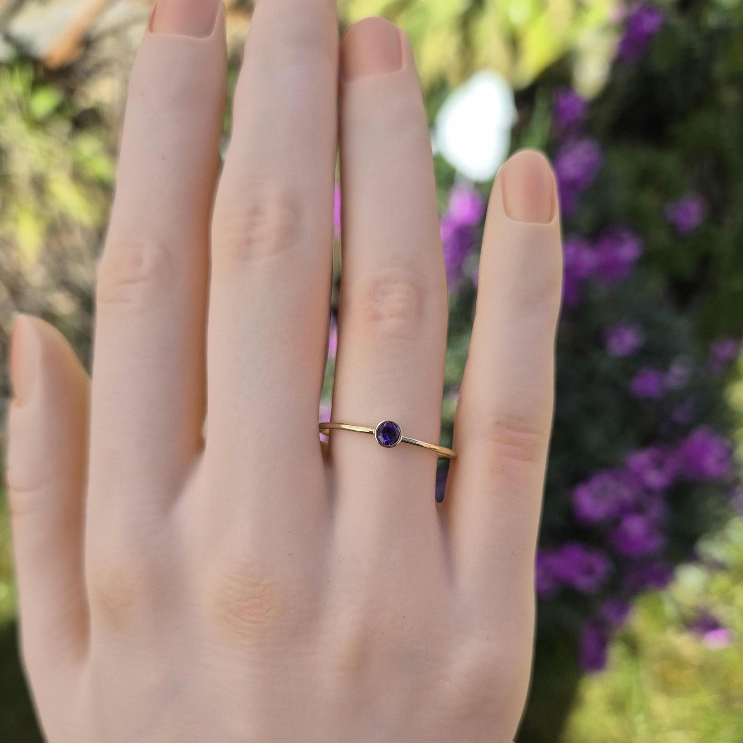 Vintage Amethyst Stacking Ring | UK Size R | US Size 8.75 | 9 Carat Gold