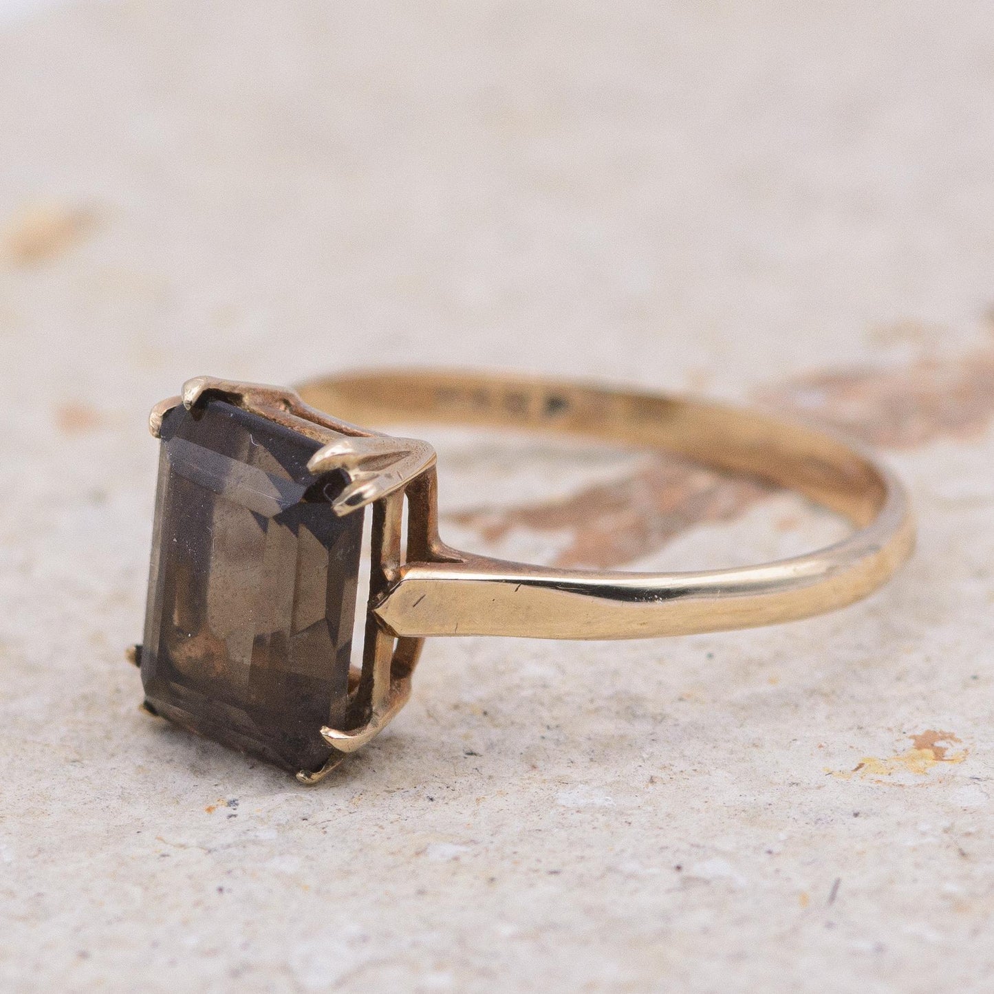 Vintage Smoky Quartz Cocktail Ring | 9ct | UK Size O | US Size 7.25 |