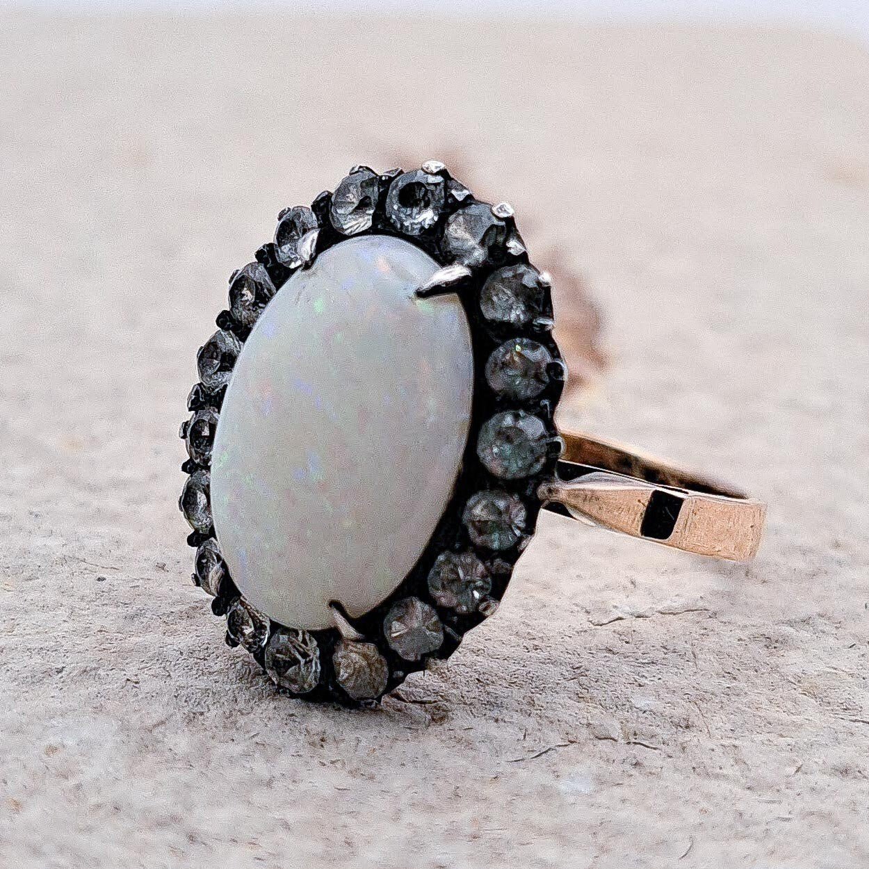 9ct Vintage Opal Ring | UK Size L 1/2 | US size 6