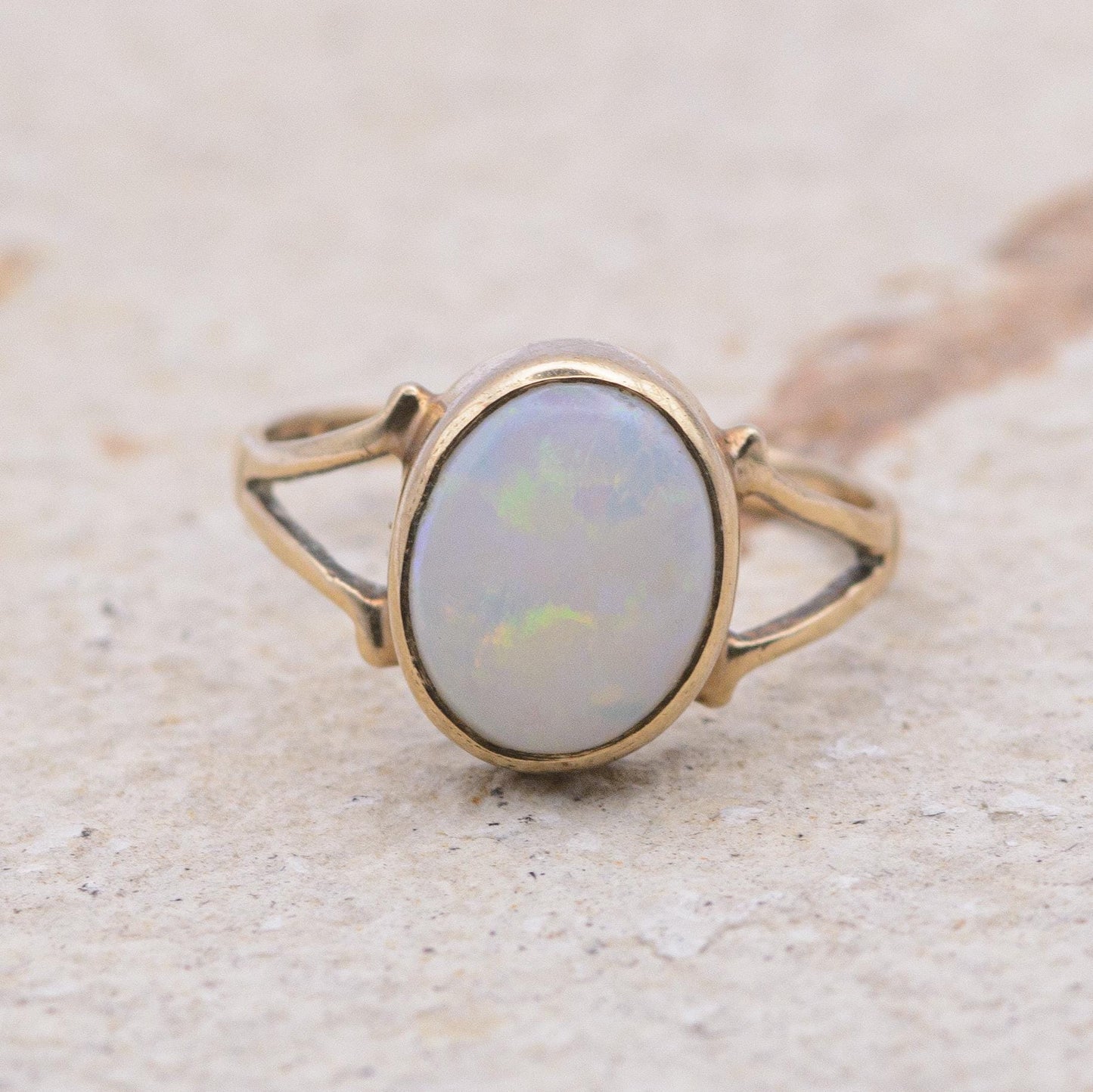 9ct Gold Vintage Opal Ring | UK Size K 1/2 | US 5.5