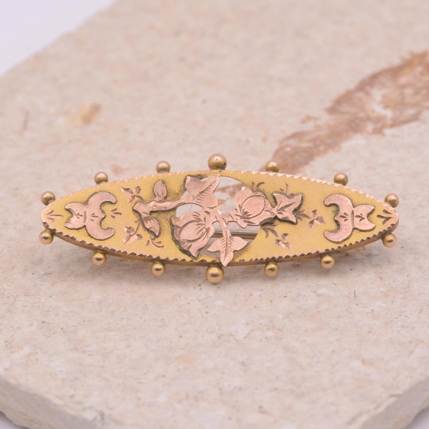 Victorian 9ct Gold Bar Brooch