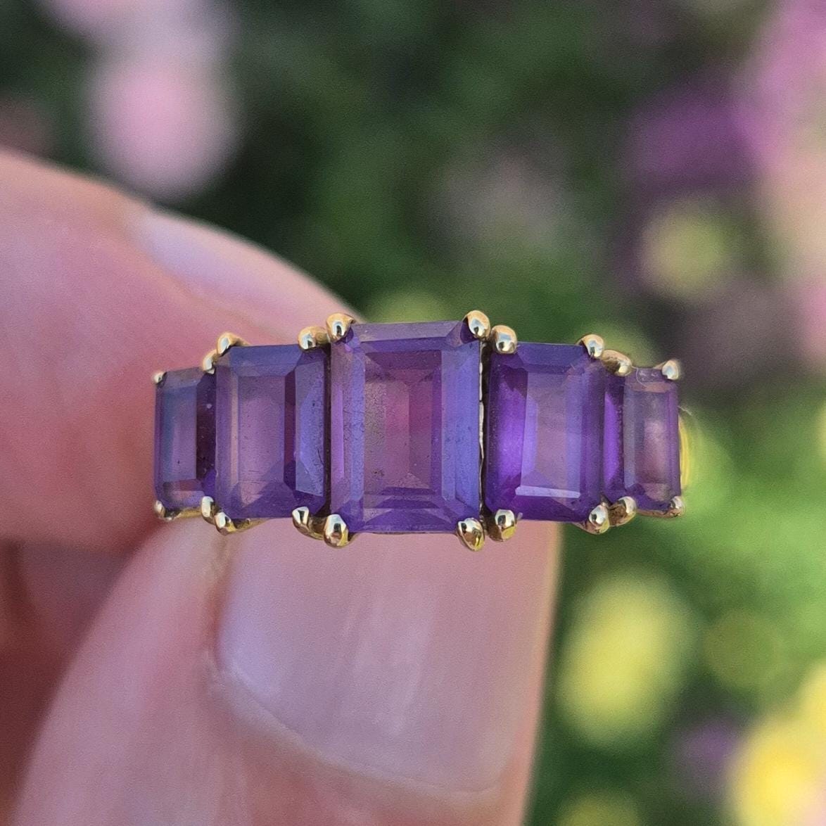 Vintage 9ct Amethyst Ring, Gold Crystal Ring, Amethyst Ring, 9ct Gold Ring, 9ct Gold Vintage Ring, Gold Ring for Women, Vintage Jewelry
