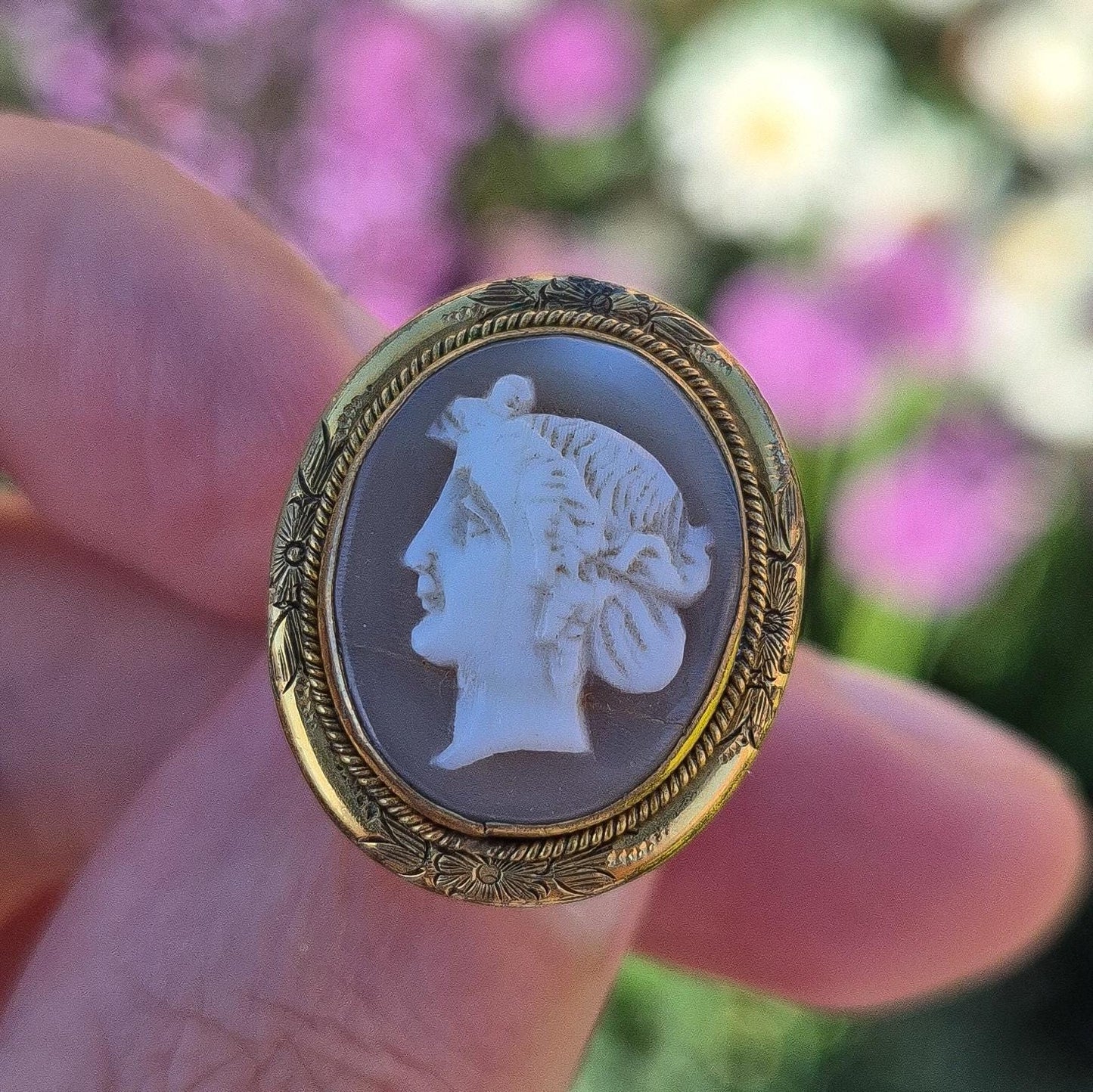 Victorian 9ct Cameo Ring
