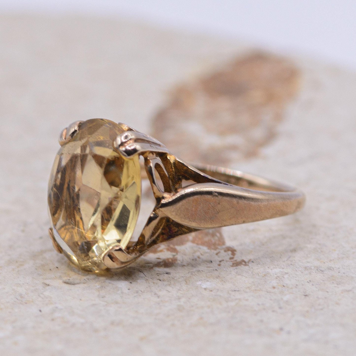 Vintage Citrine Ring | UK Size G | US Size 3.25 | 9 Carat Gold