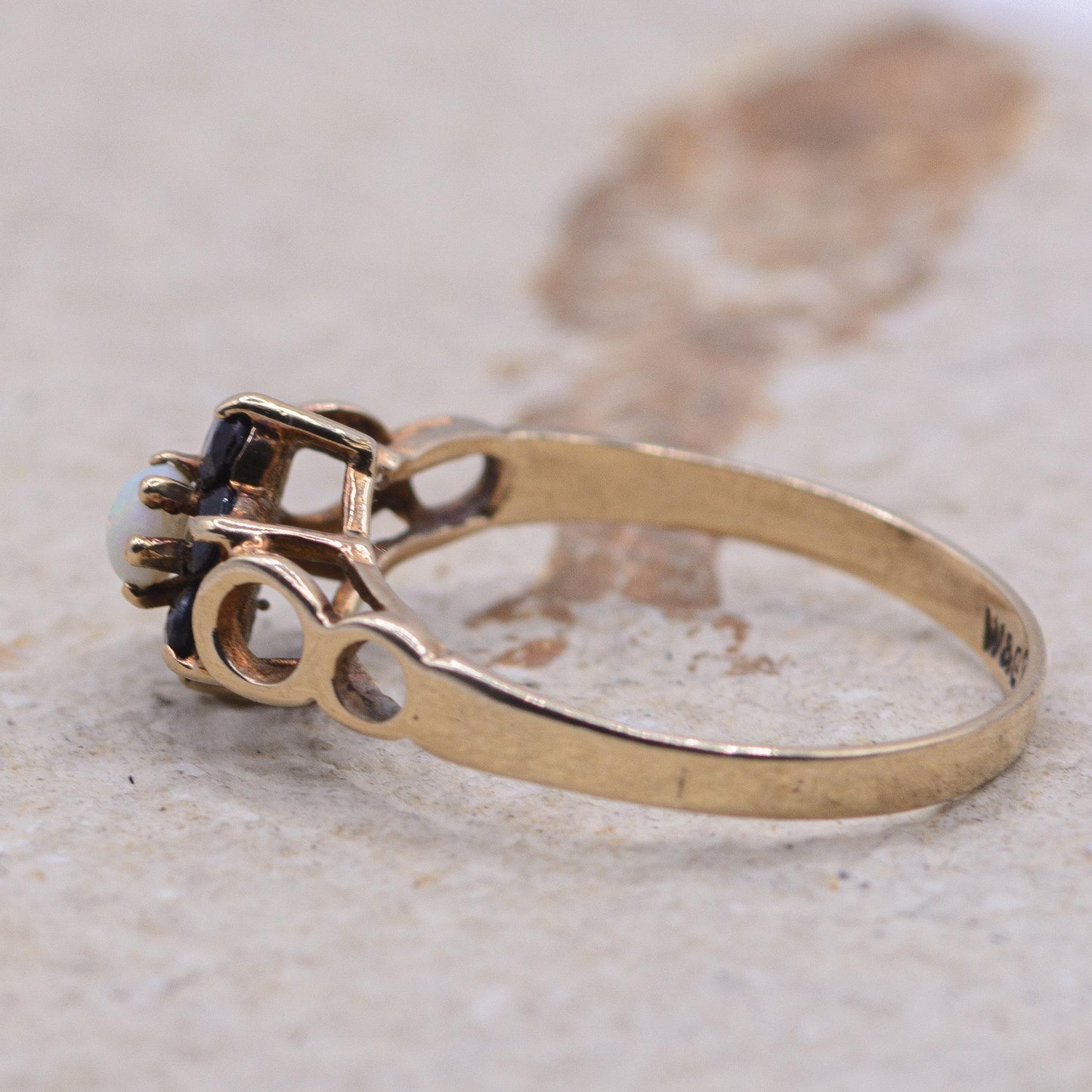 9ct Gold Sapphire and Opal Ring