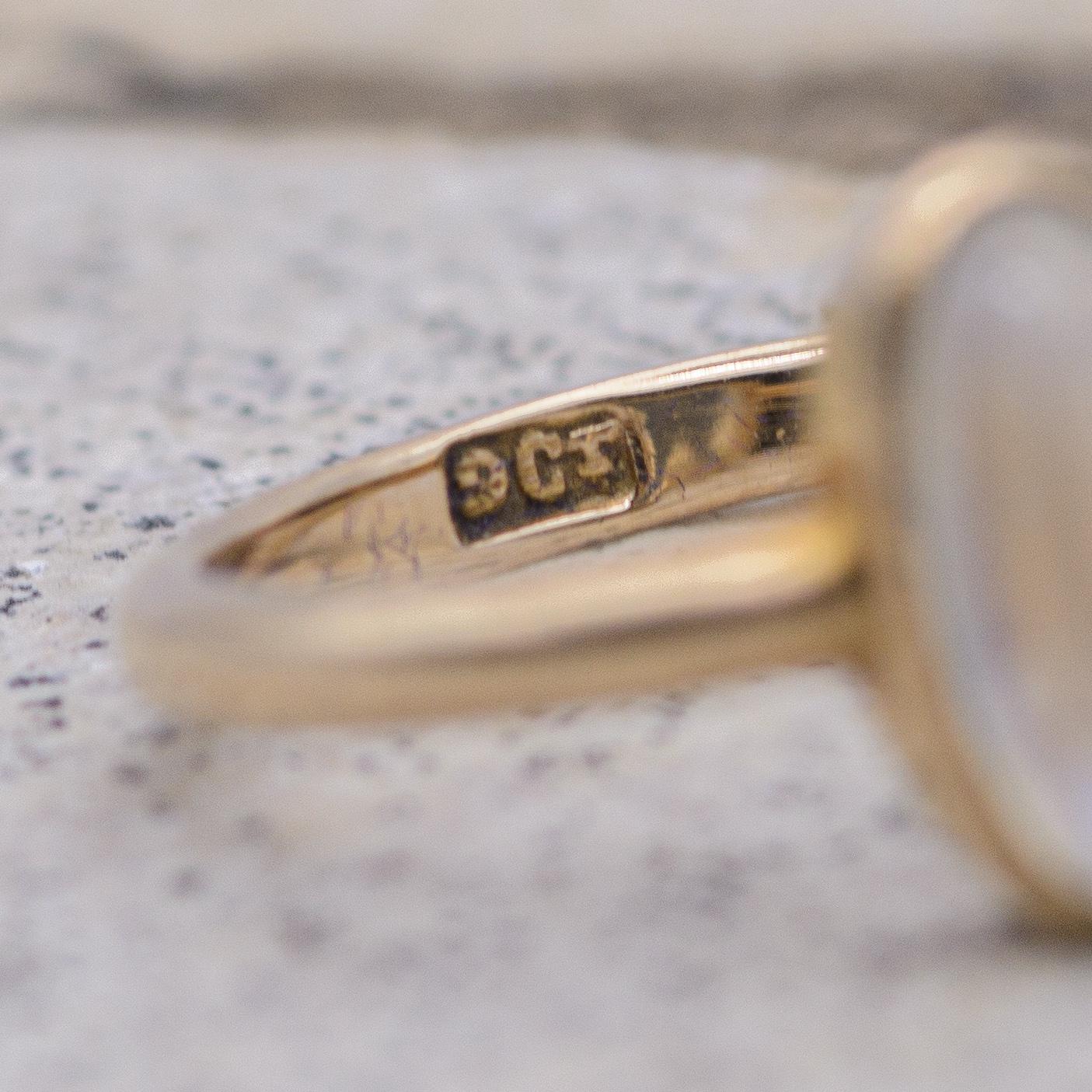 Vintage Moonstone Ring | 9ct Gold | UK Size K | US Size 5.25 |