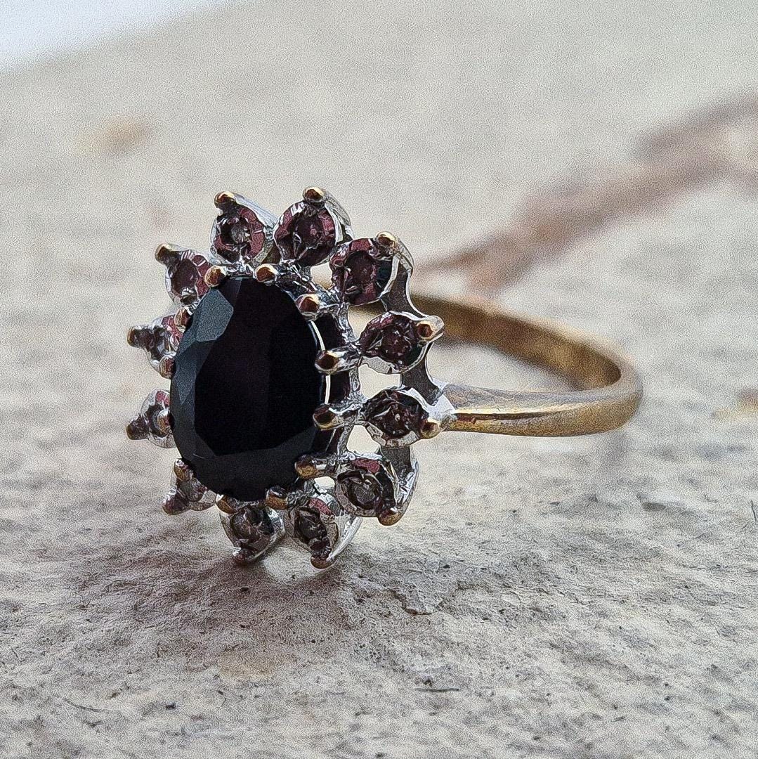 Vintage 9ct Diamond and Sapphire Cluster Ring | UK Size L | US Size 5.75