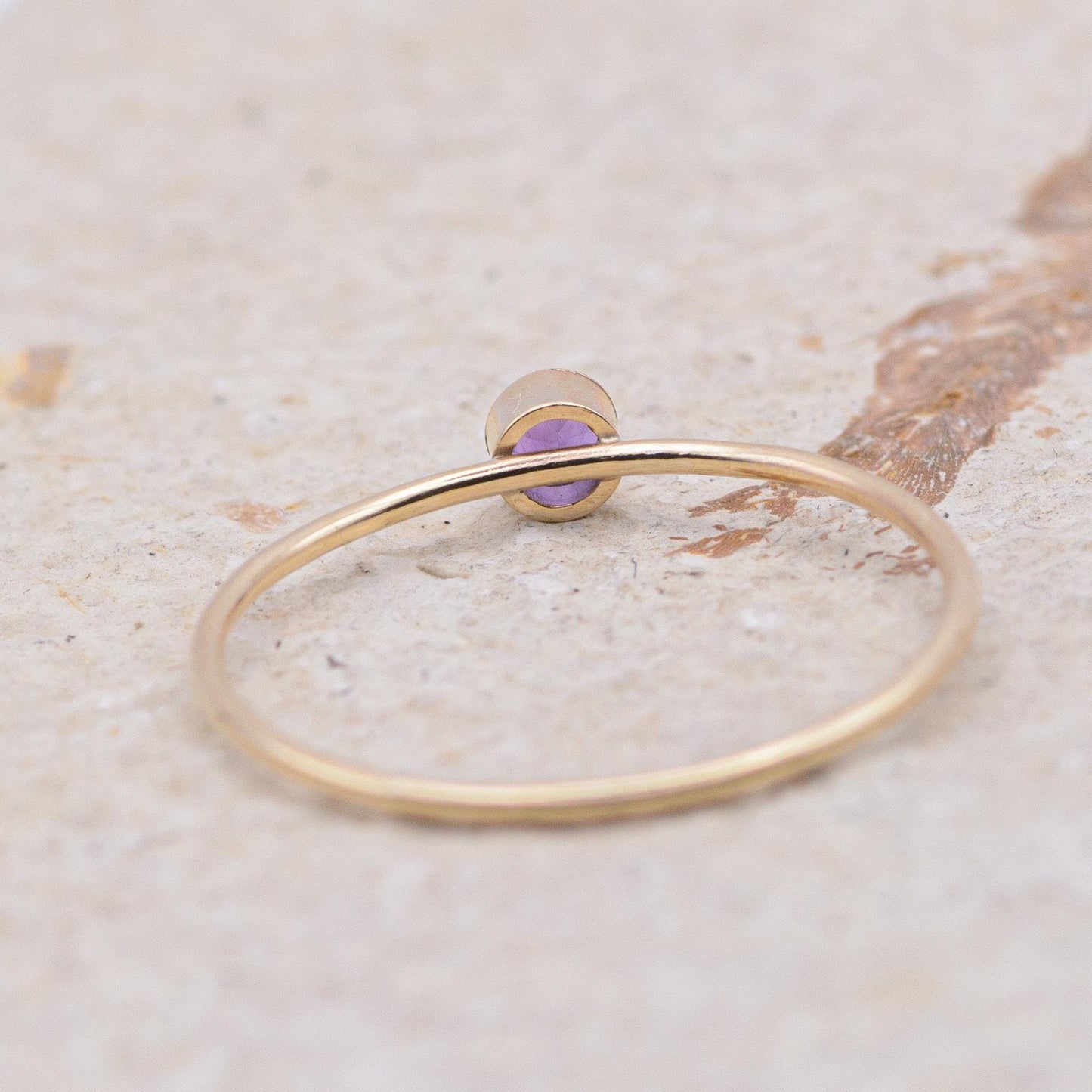 Vintage Amethyst Stacking Ring | UK Size R | US Size 8.75 | 9 Carat Gold