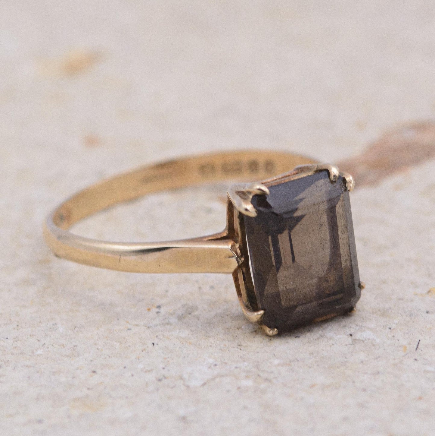 Vintage Smoky Quartz Cocktail Ring | 9ct | UK Size O | US Size 7.25 |