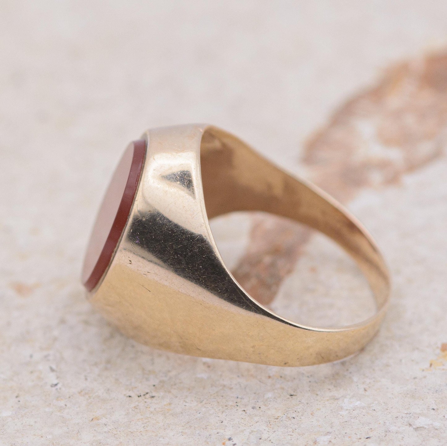 Vintage Carnelian Ring | UK Size N | US Size 6.75 | 9ct Gold |