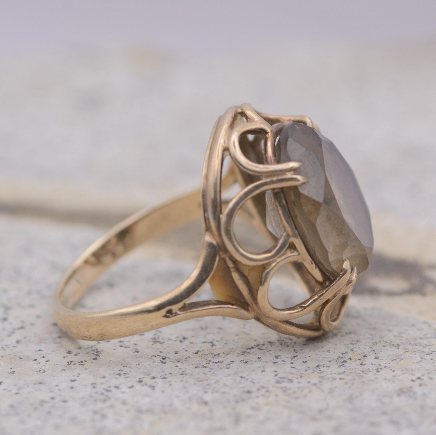 Vintage Smoky Quartz Cocktail Ring | 9ct | UK Size J | US Size 4.75 |