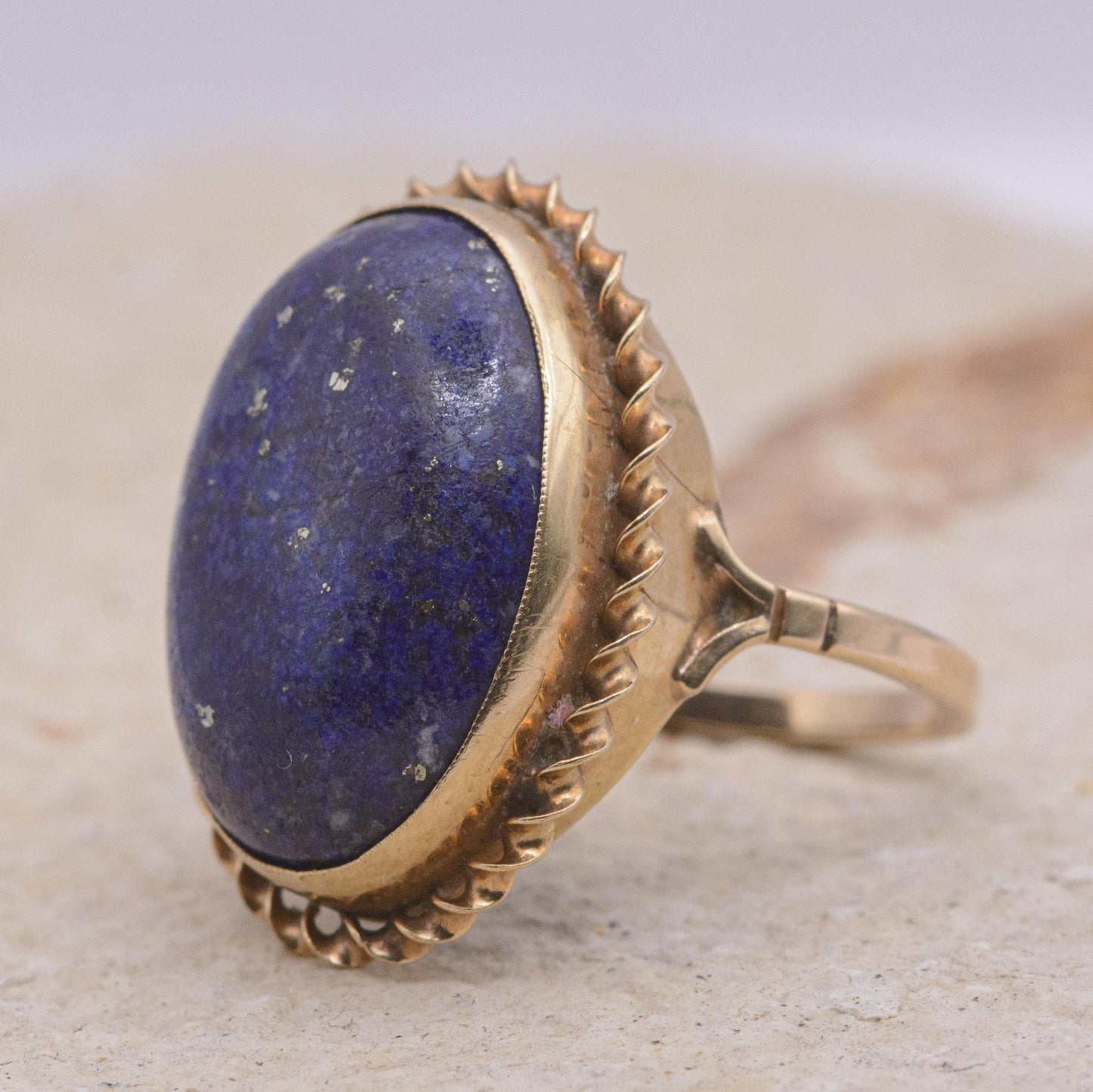 Vintage Lapis Lazuli Chunky Ring | 9ct Gold | UK Size N 1/2 | US Size 7