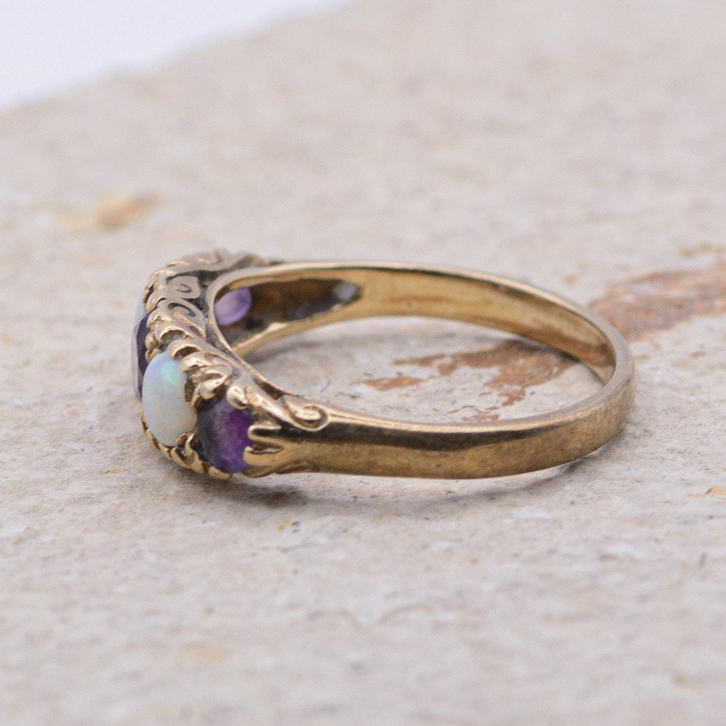 Vintage Amethyst and Opal 5-Stone Ring | UK Size M | US Size 6.25 | 9 Carat Gold