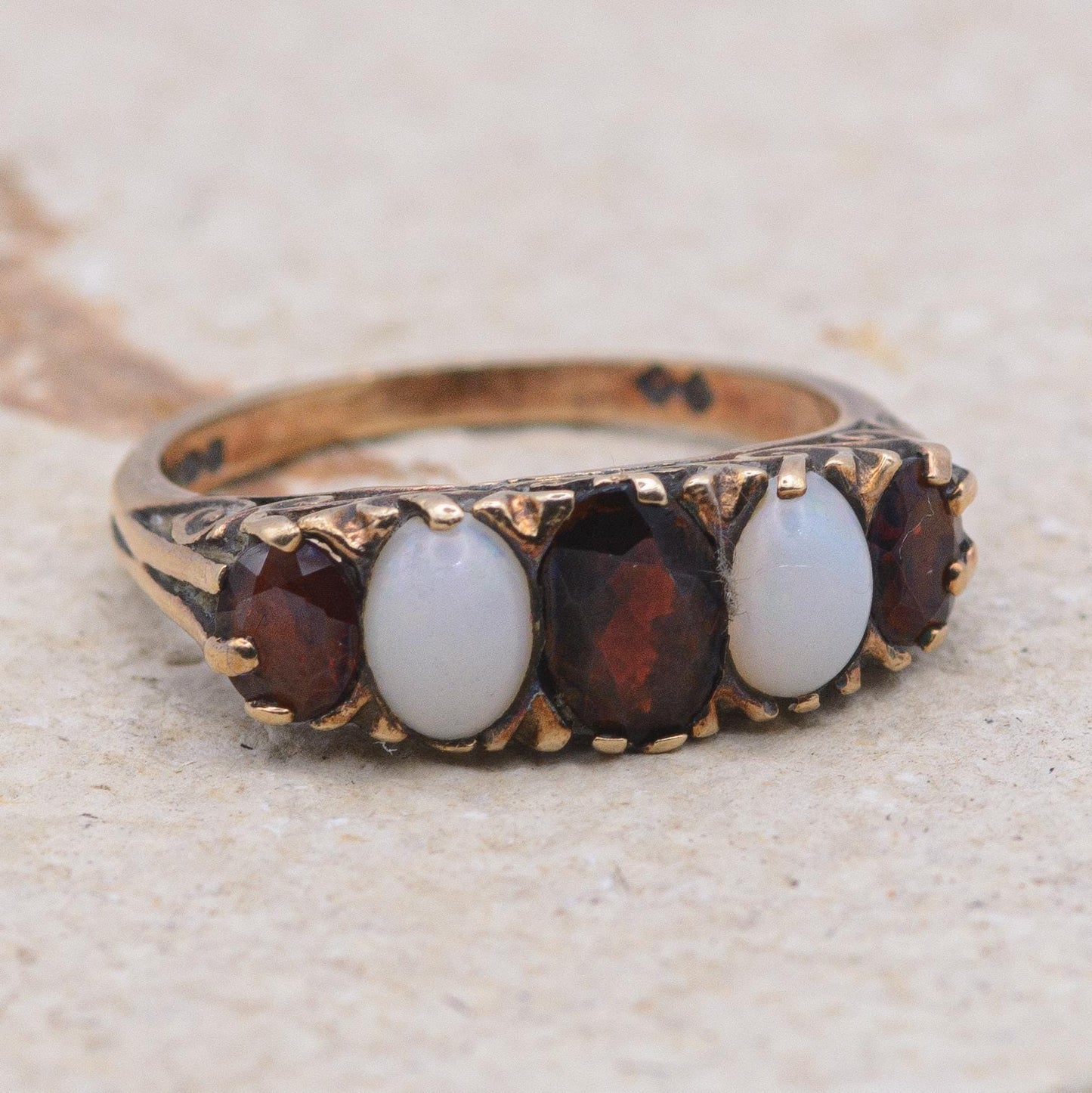 Vintage 9ct Garnet and Opal 5-Stone Ring | UK Size O 1/2 | US Size 7.5