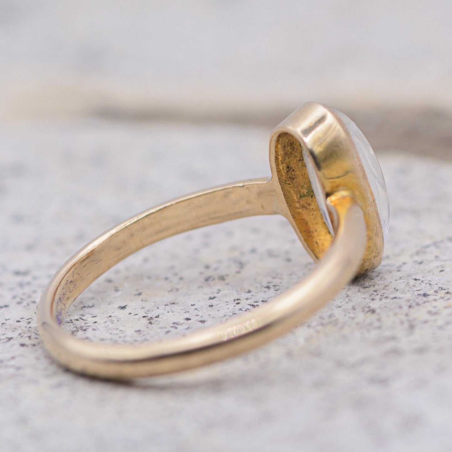 Vintage Moonstone Ring | 9ct Gold | UK Size K | US Size 5.25 |