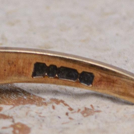 Vintage 9ct Garnet and Opal 5-Stone Ring | UK Size O 1/2 | US Size 7.5