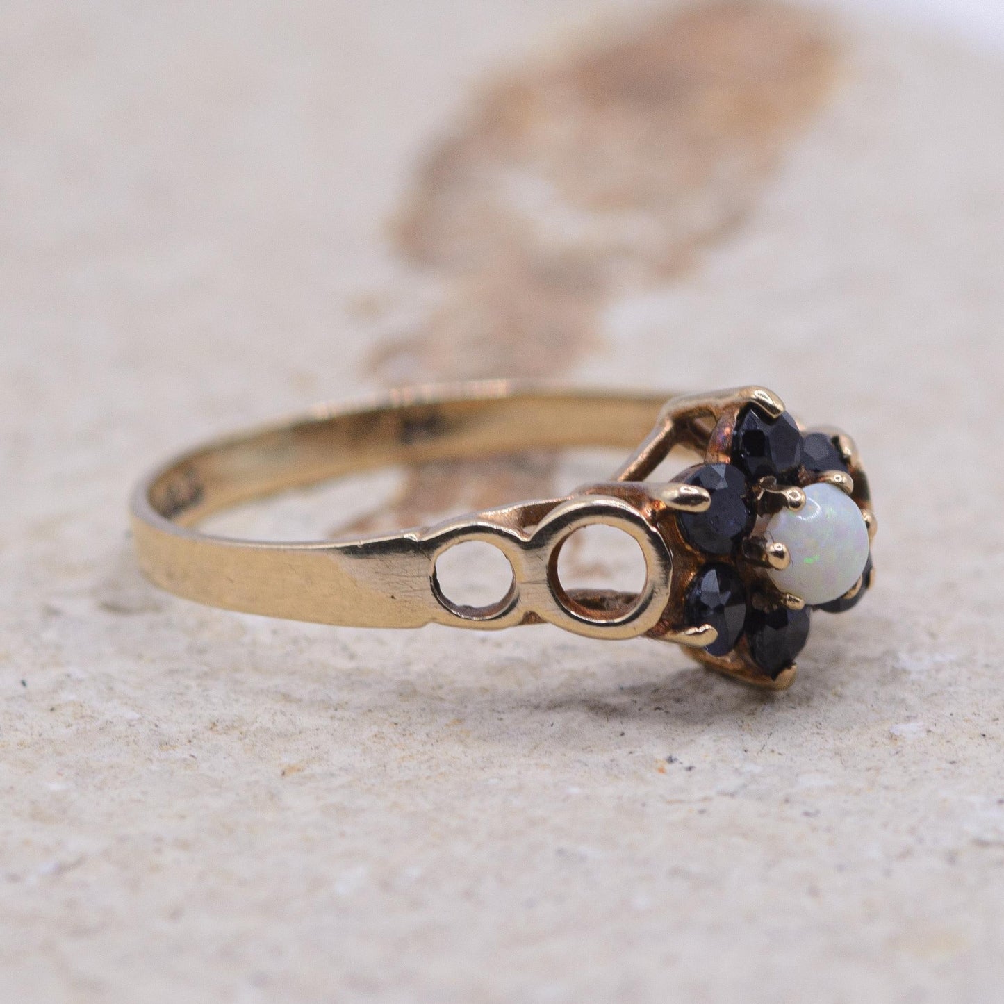 9ct Gold Sapphire and Opal Ring