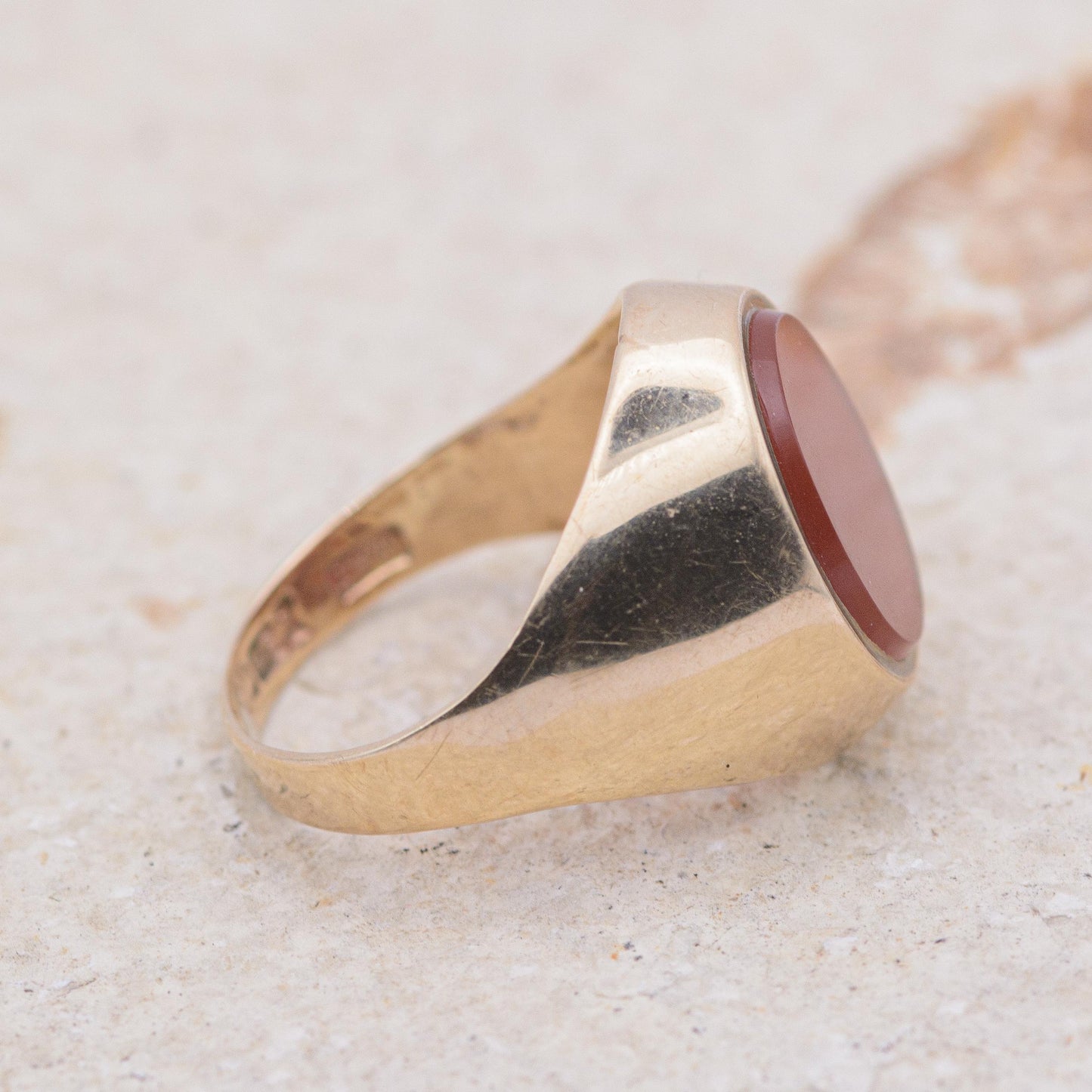Vintage Carnelian Ring | UK Size N | US Size 6.75 | 9ct Gold |