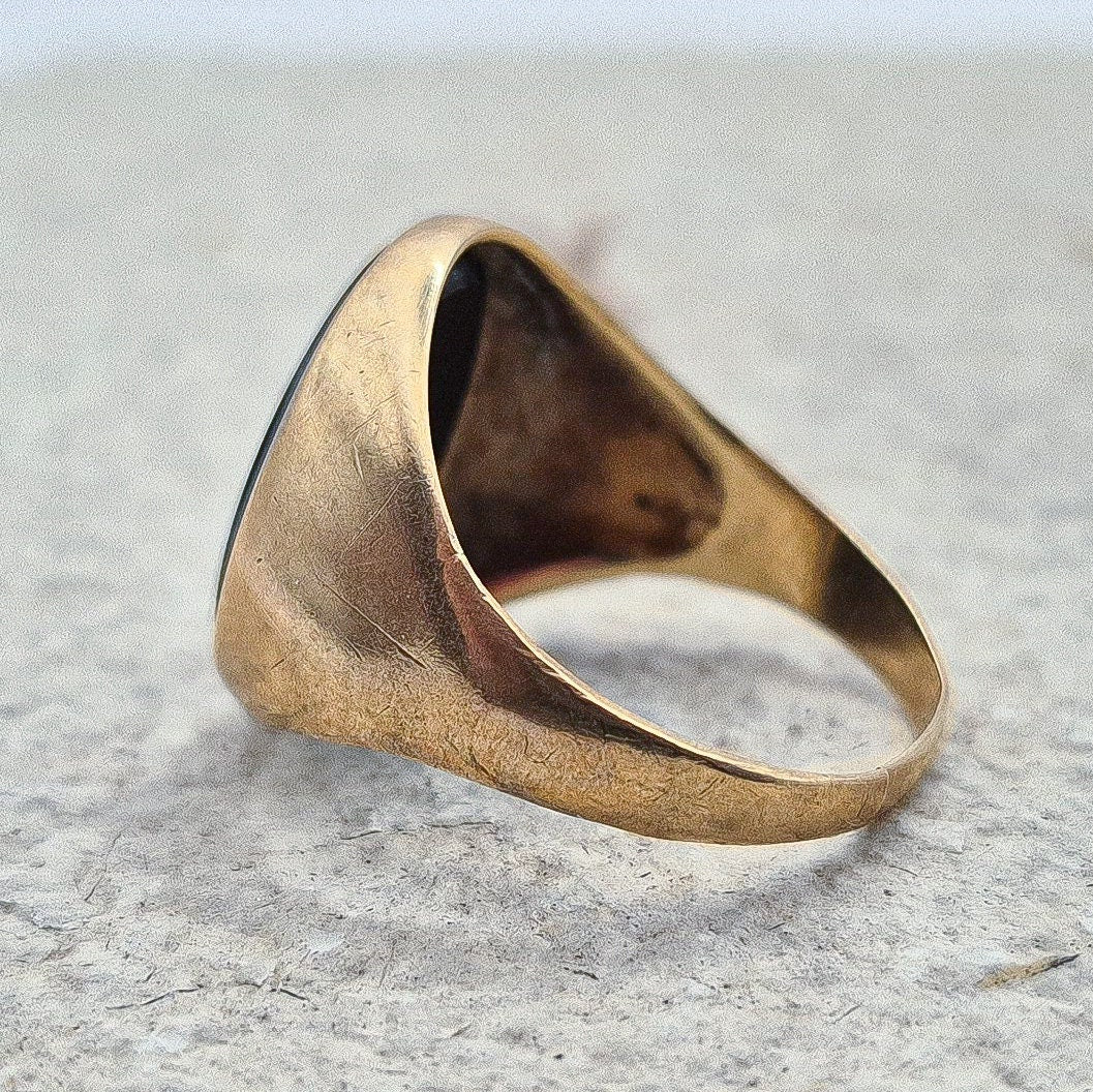 9ct Gold Vintage Onyx Chunky Signet Ring | UK Size R | US Size 8.5