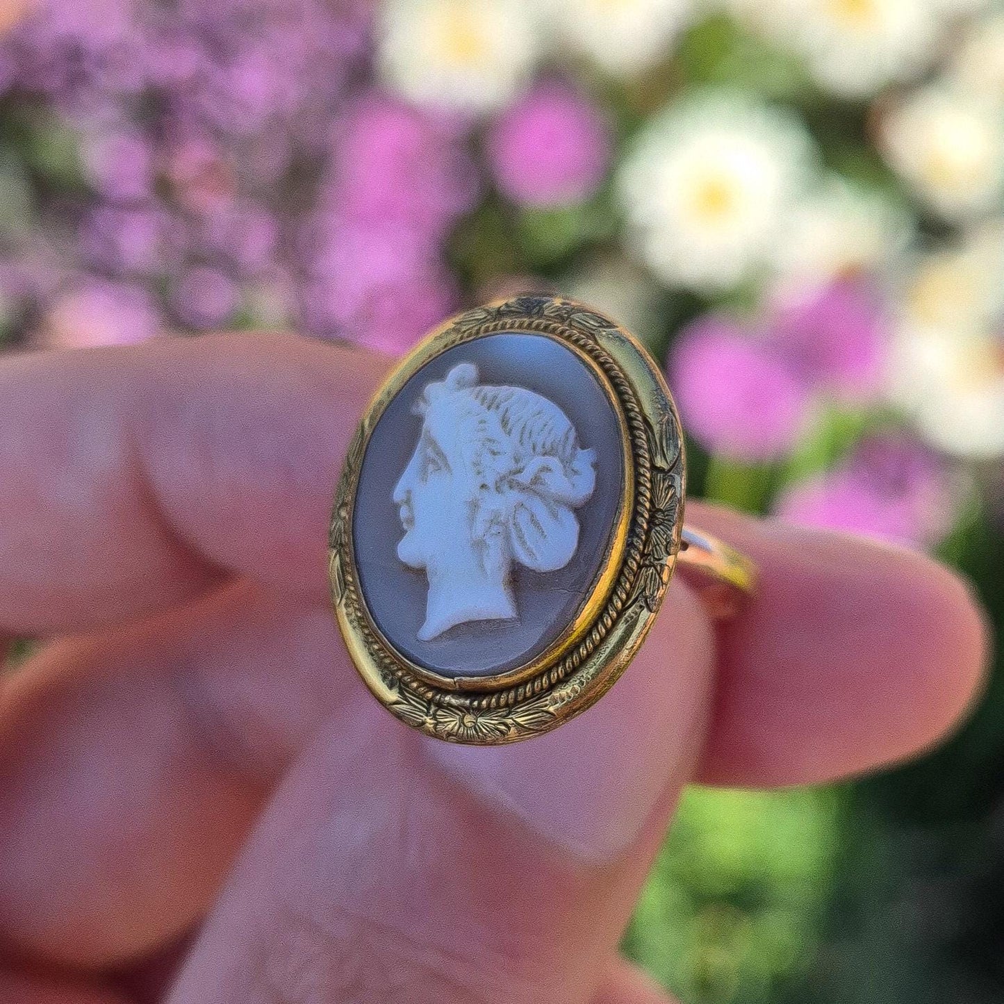Victorian 9ct Cameo Ring