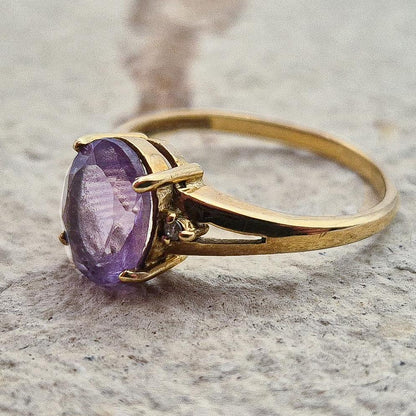 Vintage 9ct Amethyst Ring, Gold Crystal Ring, Amethyst Ring, 9ct Gold Ring, 9ct Gold Vintage Ring, Gold Ring for Women, Vintage Jewelry