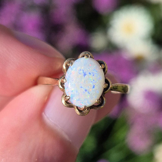 9ct Gold Vintage Opal Ring | UK Size 0.5 / US 7.75