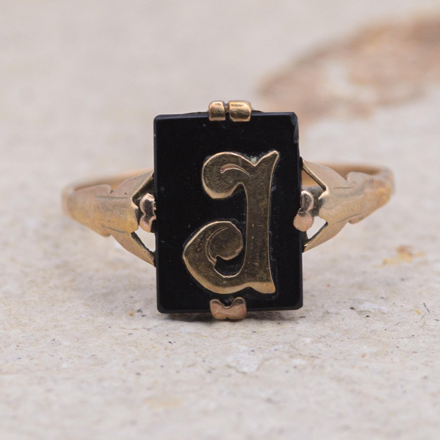 9ct Gold Black Onyx Initial Ring | UK Size O 1/2 | US Size 7.5 | Initialled "J"