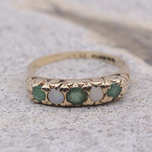 Vintage Emerald and Opal 5-Stone Ring | UK Size L 1/2 | US Size 6  | 9ct