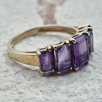 Vintage 9ct Amethyst Ring, Gold Crystal Ring, Amethyst Ring, 9ct Gold Ring, 9ct Gold Vintage Ring, Gold Ring for Women, Vintage Jewelry