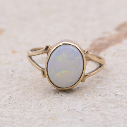 9ct Gold Vintage Opal Ring | UK Size K 1/2 | US 5.5