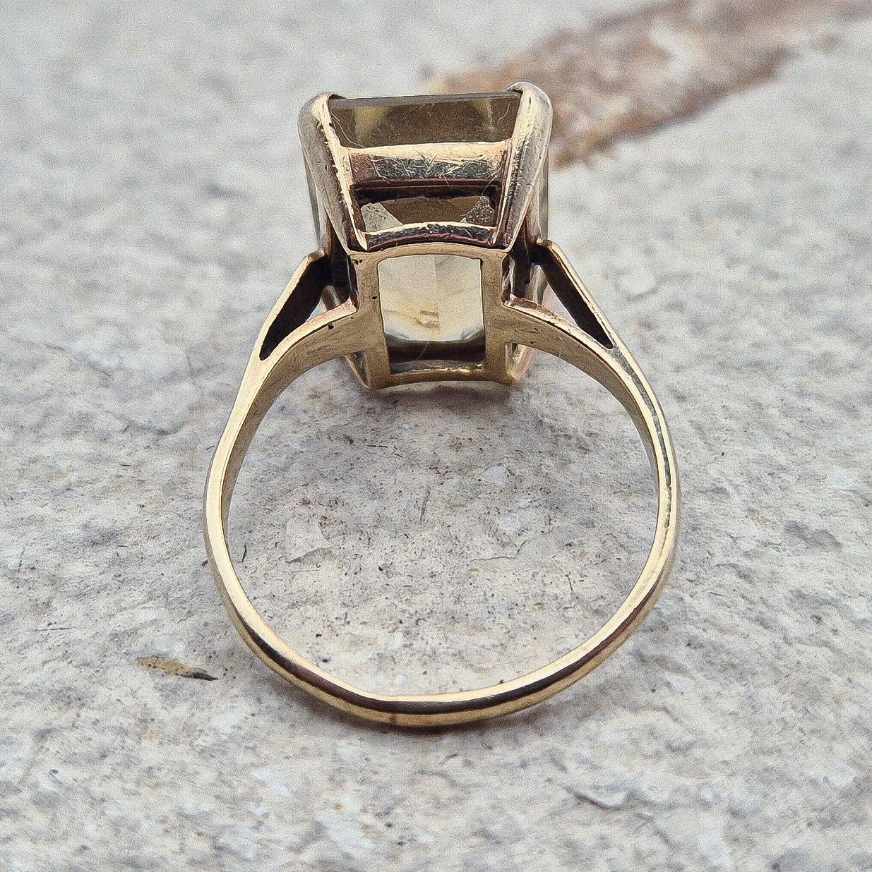 Vintage Citrine Cocktail Ring | UK Size M | US Size 6.25 | 9 Carat Gold