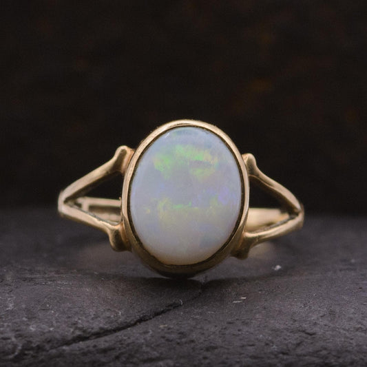 9ct Gold Vintage Opal Ring | UK Size K 1/2 | US 5.5