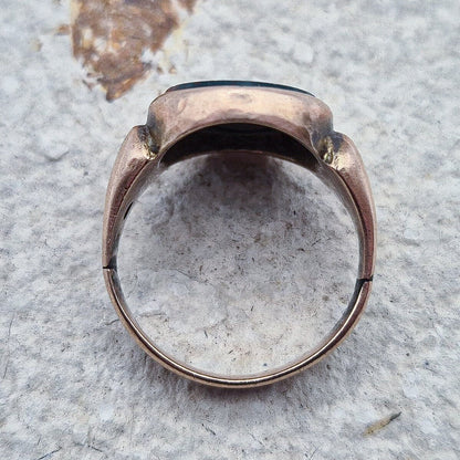 Victorian Bloodstone Signet Ring | 9ct Gold | UK Size M | US Size 6 1/4