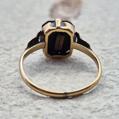9ct Gold Black Onyx Initial Ring | UK Size M | US Size 6 | Initialled "M"
