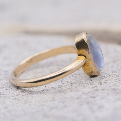 Vintage Moonstone Ring | 9ct Gold | UK Size K | US Size 5.25 |