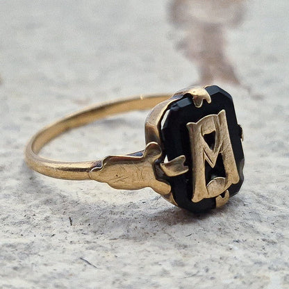 9ct Gold Black Onyx Initial Ring | UK Size M | US Size 6 | Initialled "M"