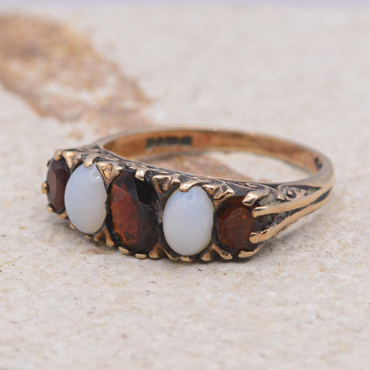 Vintage 9ct Garnet and Opal 5-Stone Ring | UK Size O 1/2 | US Size 7.5