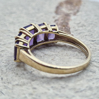 Vintage 9ct Amethyst Ring, Gold Crystal Ring, Amethyst Ring, 9ct Gold Ring, 9ct Gold Vintage Ring, Gold Ring for Women, Vintage Jewelry