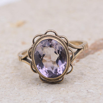 Vintage Amethyst Solitaire Ring | UK Size K | US Size 5.25 | 9 Carat Gold
