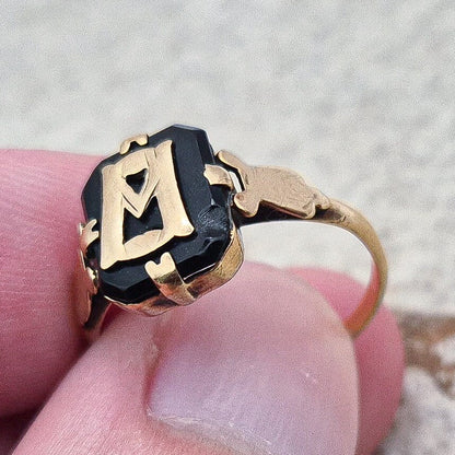 9ct Gold Black Onyx Initial Ring | UK Size M | US Size 6 | Initialled "M"
