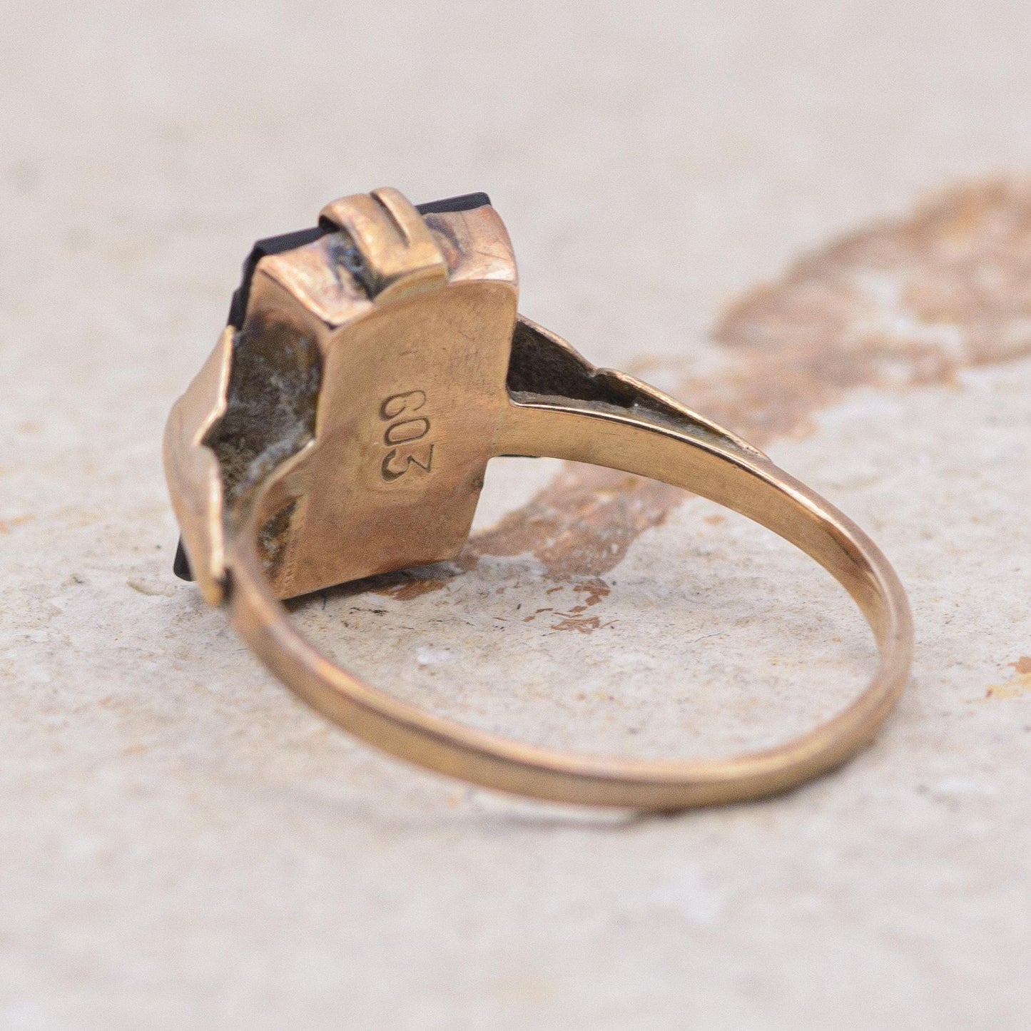 9ct Gold Black Onyx Initial Ring | UK Size O 1/2 | US Size 7.5 | Initialled "J"