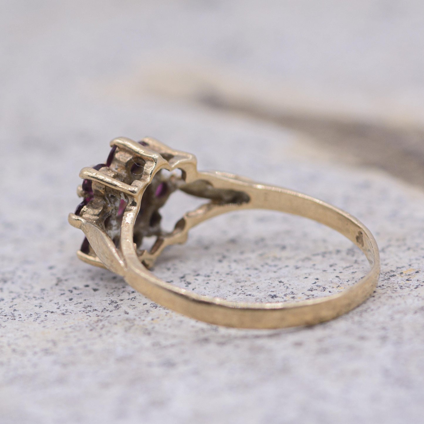 Vintage 9ct Gold Ruby Posey Ring