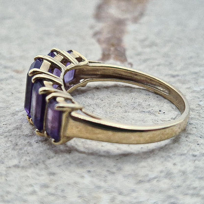Vintage 9ct Amethyst Ring, Gold Crystal Ring, Amethyst Ring, 9ct Gold Ring, 9ct Gold Vintage Ring, Gold Ring for Women, Vintage Jewelry