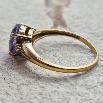 Vintage 9ct Amethyst Ring, Gold Crystal Ring, Amethyst Ring, 9ct Gold Ring, 9ct Gold Vintage Ring, Gold Ring for Women, Vintage Jewelry