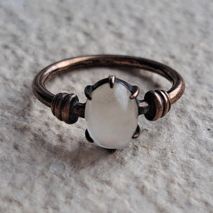 Vintage Rose Metal Moonstone Ring | Size I 1|2